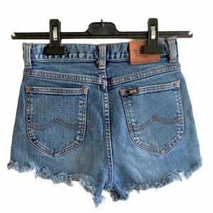 JIVE Vintage Cut Off Denim Shorts
Blue 24